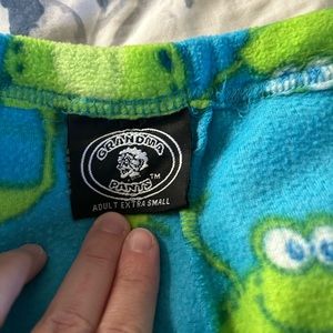 Fleece froggy pajama pants